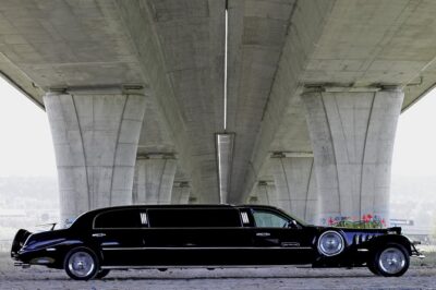 1 hour ride in vintage limousine - The 60-minute plan: how the timing actually plays out