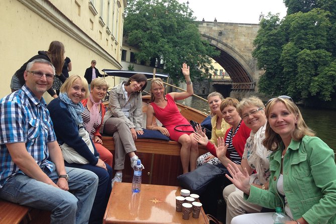 Best of Prague Private Tour with PERSONAL PRAGUE GUIDE - Prague Castle: The Symbol of the Czech State (Plus the Free-Entry Reality)