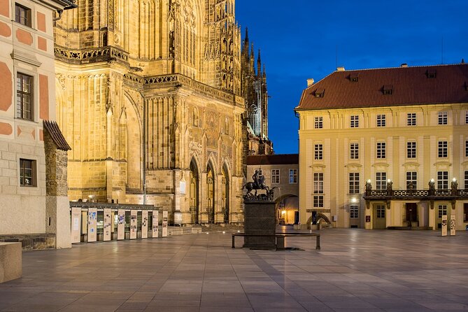 Best views of Prague by night - Strahovský Klášter: One of the Best City Views