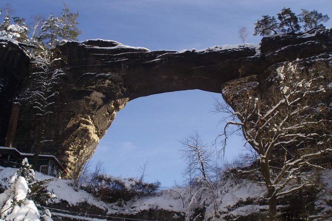 Bohemian And Saxon Switzerland Winter Tour from Prague - Hřensko a la carte lunch: warming up without rushing