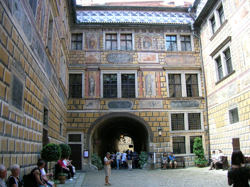 Cesky Krumlov Private Day Trip from Prague - Cesky Krumlov’s historic center walk: where the tour earns its keep