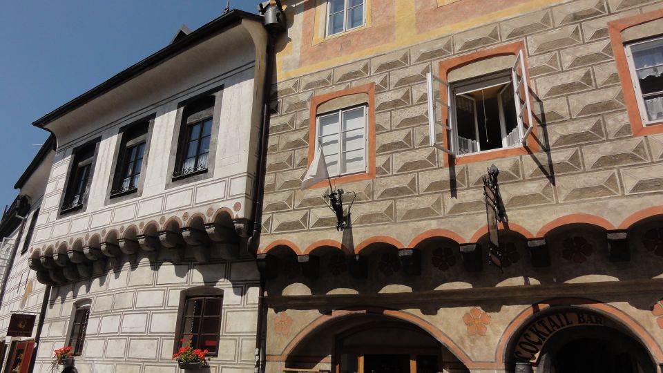 Cesky Krumlov Private Day Trip from Prague - Krumlov Castle: how to plan your day around opening dates