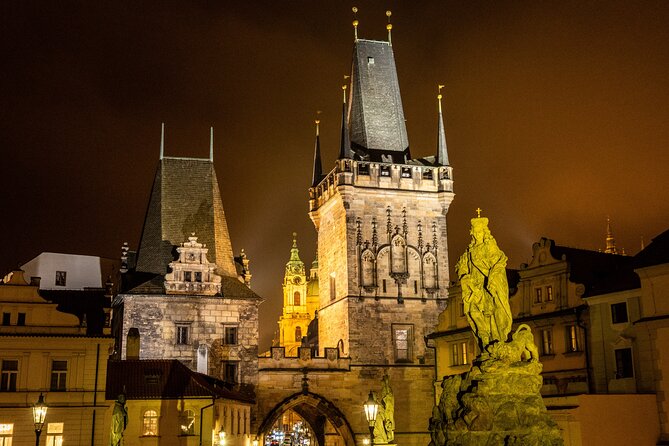 Charles Bridge: River Boat Cruise & Guided Tour ️with PragueWay - Charles Bridge Museum: a short museum stop that actually fits