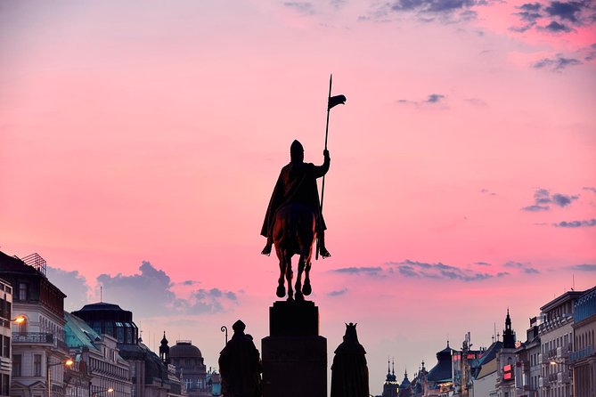 Communism and its fall Prague private tour - Hotel pickup on foot: how the start works in real life