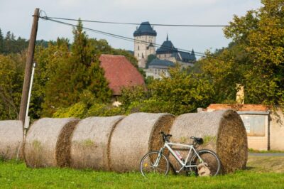 Countryside Bike Tour From Prague To Karlstejn Castle - Following the Vltava and Berounka: Rivers, Bridges, and Village Stops