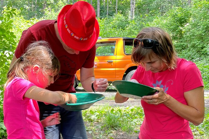 Countryside, Czech Garnet Panning, Farm,Lunch&Beer 4WD Adventure - The farm stop: feeding animals and tasting farm life
