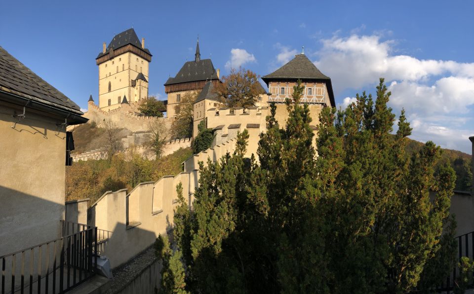Coutryside bike tour to Karlstejn Castle. - What to pack so the day feels comfortable
