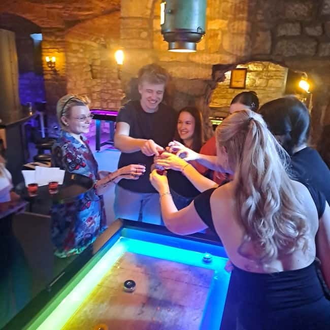 Crew Bar Prague: Open bar, ping pong or shuffleboard game - Key highlights at a glance