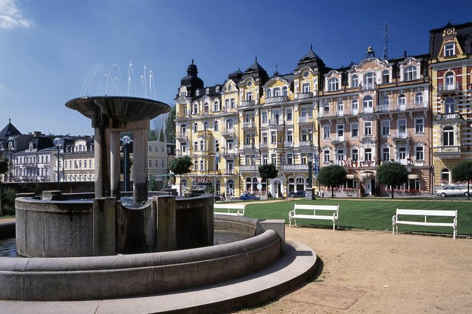 Czech Spas of Karlovy Vary and Marianske Lazne from Prague - Moser Glass Museum: See the Craft Behind the Glam