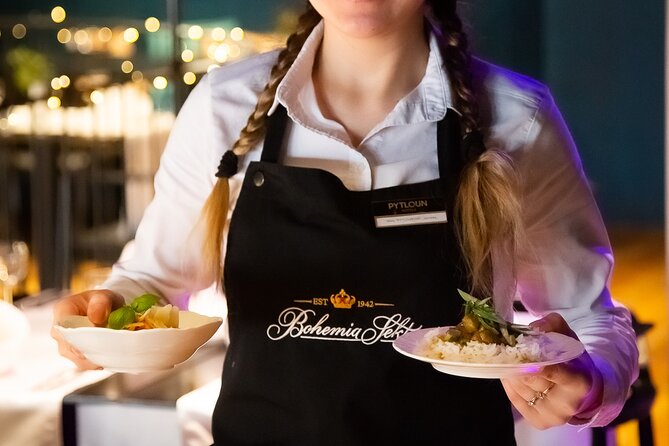 Czech Tapas with Unlimited Beverages at Stylish Restaurant Bar - Timing, Group Size, and the Reality of a Busy Central Prague Night