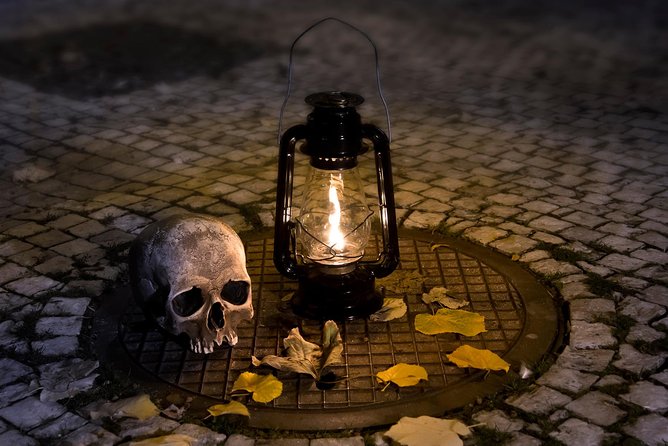 Dark Shadows of the Old Town: A Self-Guided Audio Tour of Prague - Why this feels best after dark (and when to schedule it)