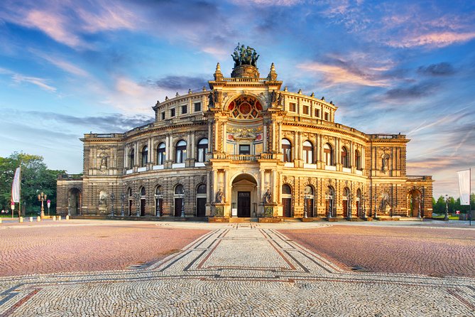 Dresden Christmas Market & Bastei Saxon Switzerland Tour from Prague - Lunch in the Middle: Why It Matters for a Long Day