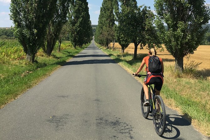 E-Bike Full-Day Trip From Prague: The Mighty Karlstejn Castle - The ride out of Prague: riverside paths, calm villages, and real choices