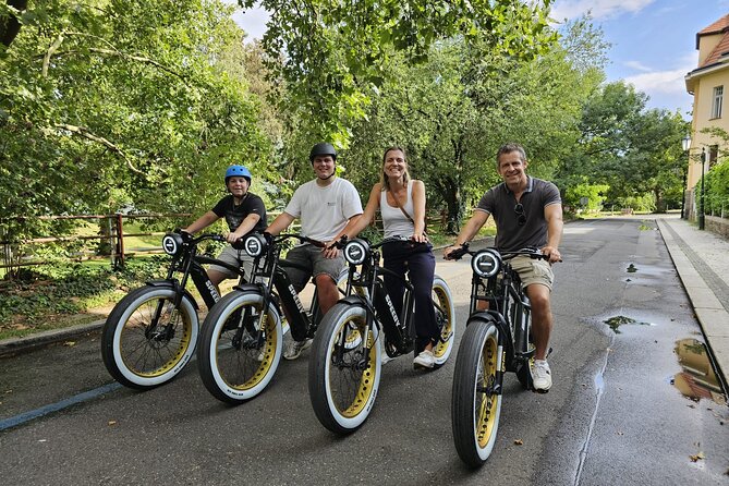 Ebike tour in Prague - Express Tour - Starting at Štěpánská 55: Training Before You Hit the Streets