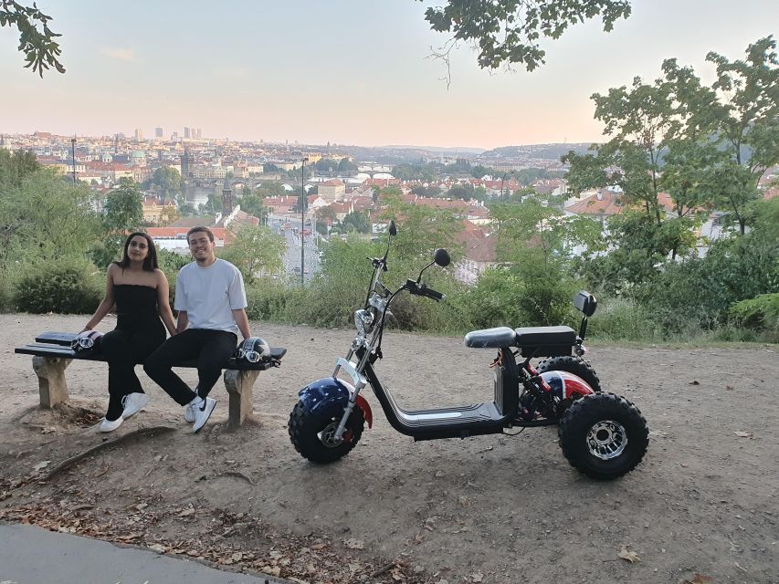 Electric Trike Sunset Prague Tour - Languages, guides, and what you’ll get from the narration