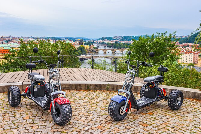 Electric Trike Tour in Prague - City Sightseeing & Fun Riding - Lennonova zeď to Charles Bridge: River Views and Street-Poetry Energy