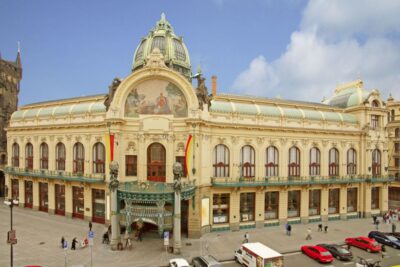 Essential Prague Walking Tour - Old Town and New Town: more than two photo neighborhoods