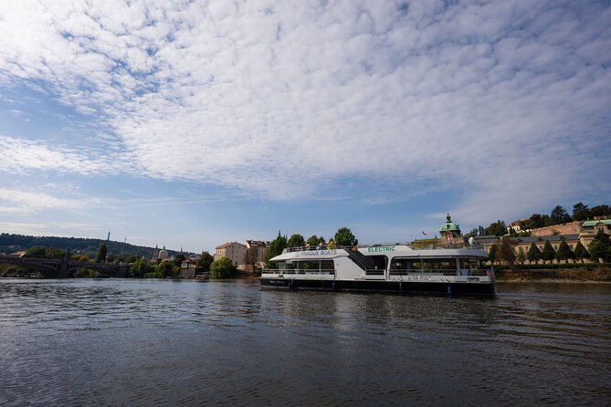 Evening Eco Cruise With a Glass of Prosecco in Bohemia - Prosecco on Arrival: Included Drink, Bar Options, and a Key Detail