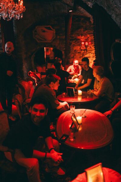 Friday Night Live Music in Old Town at Le Valmont - The Friday-night flow: what your 2 hours will feel like