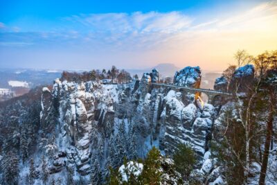 From Prague: Dresden Xmas Market & Saxon Switzerland Tour - Striezelmarkt time: how to use your 3 hours like a pro