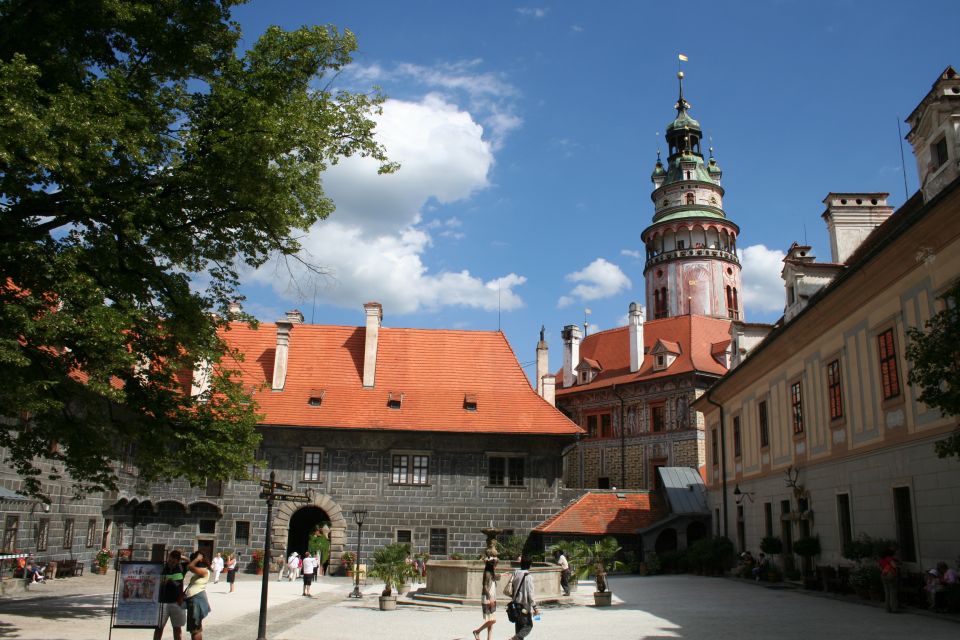 From Prague: Full-Day Trip to Česky Krumlov - Museum Time and Free Time: How to Use the Day Without Rushing Yourself