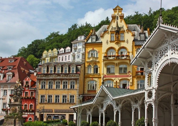 From Prague: Karlovy Vary Full-Day Tour - The Guided Walking Tour: History You Can Actually Use