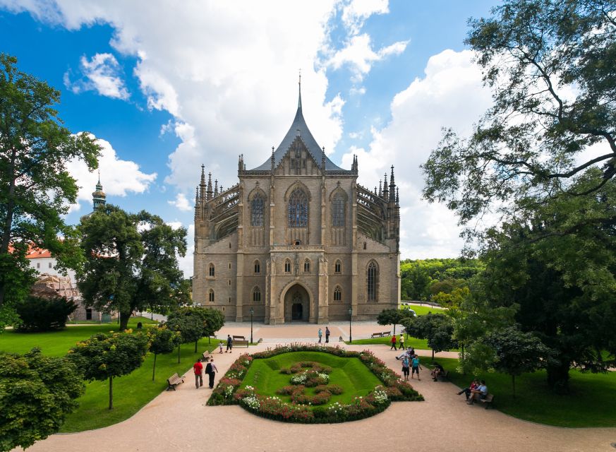 From Prague: Kutná Hora Day Excursion with Bone Church - 60 Minutes to Wander: How to Use Free Time Without Stress