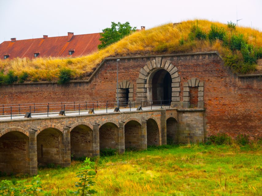 From Prague: Terezin Concentration Camp Private Tour - Crematorium and Jewish Cemetery: the short stop that changes the tone