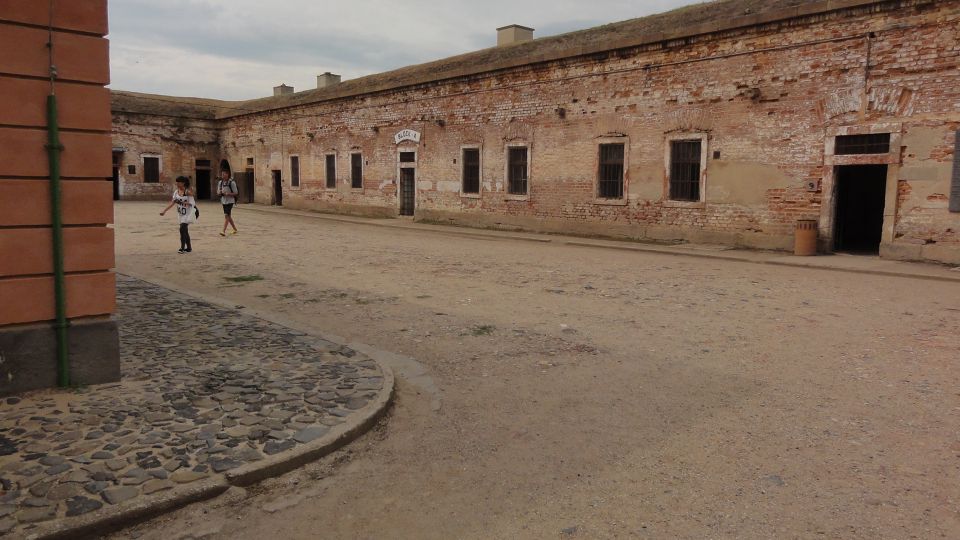 From Prague: Terezin Concentration Camp Private Tour - Timing and pacing: the one-day plan from pickup to drop-off