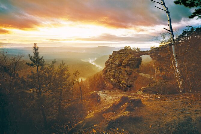 Full-Day Semi Private Hike in Czechia and Saxon Switzerland - Pravcicka brána and Sokoli hnizdo: the first big payoff