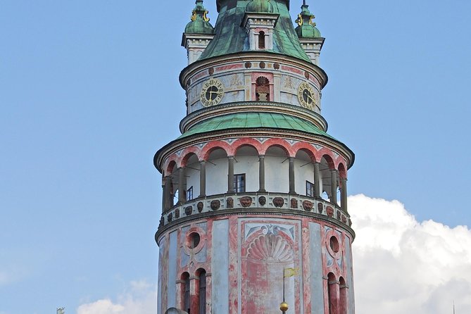 Full-Day Trip to Český Krumlov from Prague - Český Krumlov Castle: Admission Included, Local Guide Included