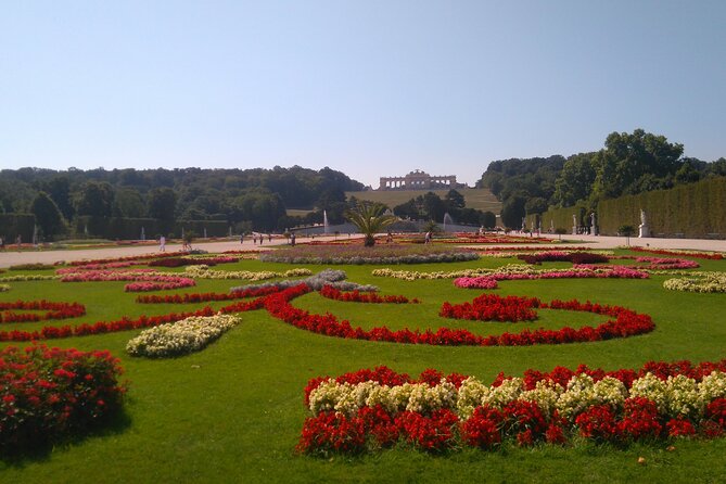 Full-Day Vienna Private Tour from Prague - Graben and Kohlmarkt: a short stroll with real atmosphere