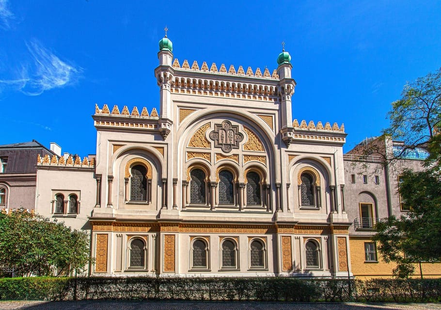 Go City Prague Pass - Top Attractions and Hop-On Hop-Off Bus - Pilsner Urquell Experience and Beer Tasting: The Most Value-Heavy Stop