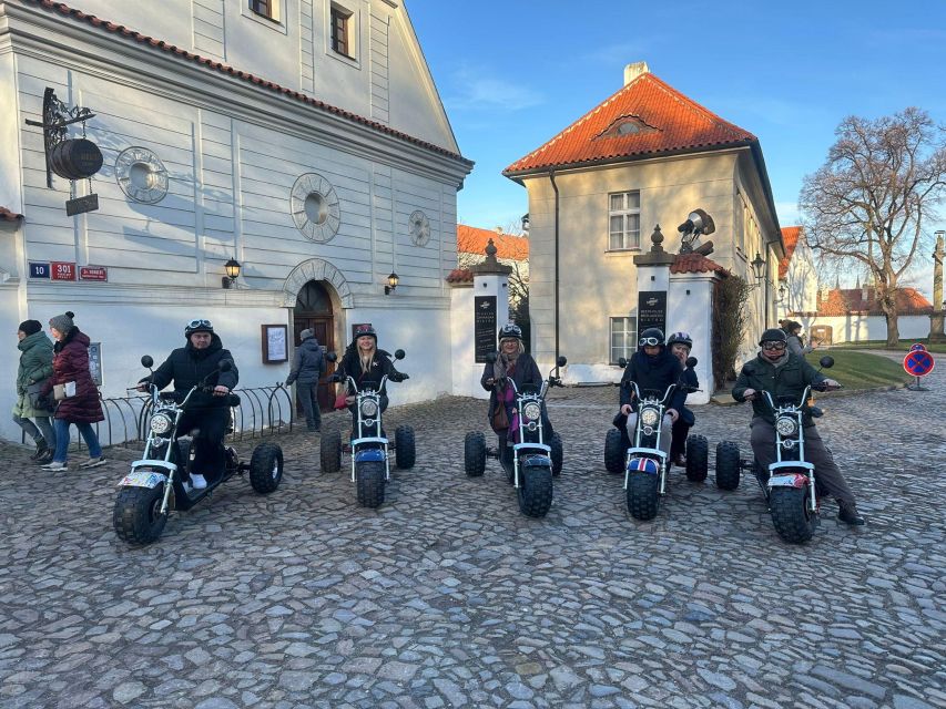 Grand City Tour on Electric Trike in Prague - Live Guided - The castle loop: outside views of Prague Castle plus Strahov views