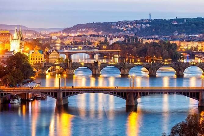Guided Old Town & Jewish quarter Walking Tour Prague (Tip-based) - A tip-based Old Town and Jewish Quarter route you can actually use