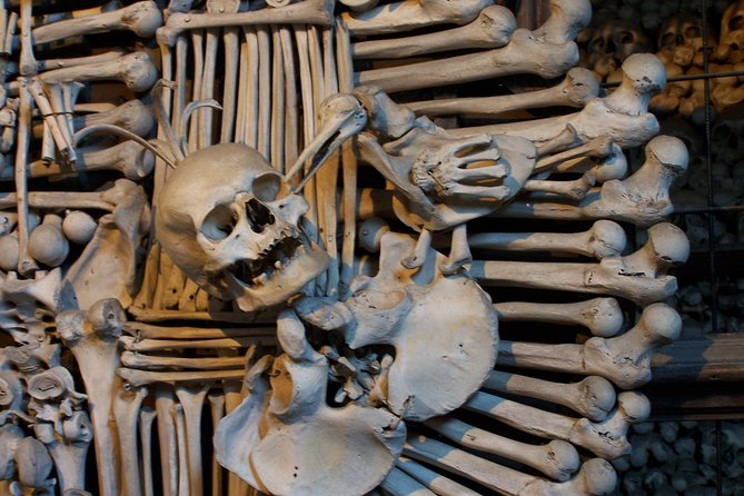Half-Day Trip to Kutna Hora+Bone Church and Free Time from Prague - The Prague-to-Kutná Hora setup that saves you effort