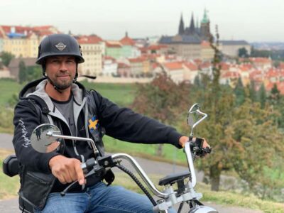 Heart of Prague tour on Tricycle electric scooter - Getting Started at Maltézské náměstí (and the Test Drive Reality)