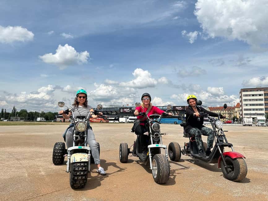 Heart of Prague tour on Tricycle electric scooter - Kampa Island and the Vltava Riverside: Photos Without the Rush
