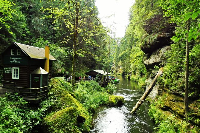 Hiking in Bohemian Switzerland - a day trip from Prague - Why Bohemian Switzerland works best with a guide
