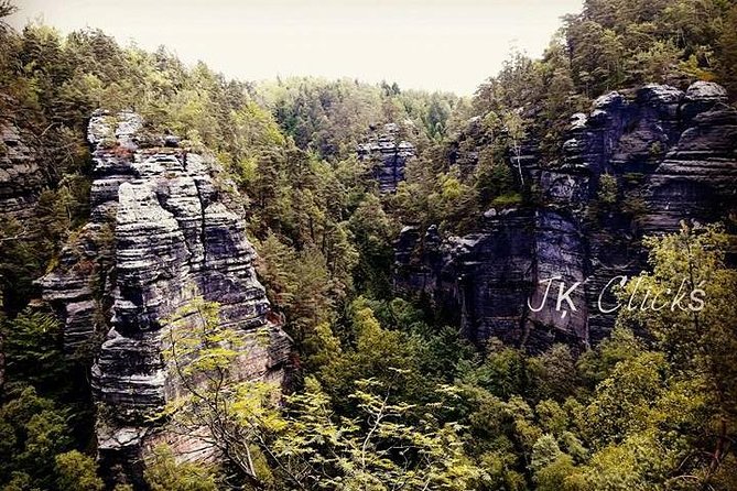 Hiking in Bohemian Switzerland - a day trip from Prague - What to pack for 11 hours of hiking plus boat rides