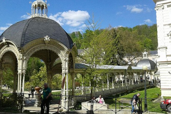 Karlovy Vary day trip from Prague with lunch - Walking the Colonnade: Why the Guide Matters in Karlovy Vary