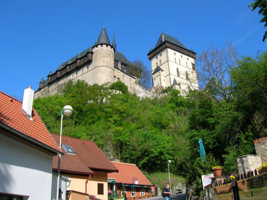 Karlstejn Castle & Crystal Manufactory - Private Tour - When dates don’t cooperate: Karlstejn and the glassworks schedule