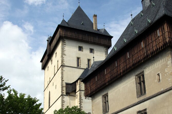Karlstejn Castle in Vintage Convertible Car - The Vintage Car Factor: More Than a Photo Op
