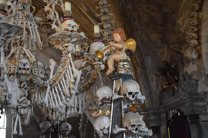 Kutna Hora Half-Day, Incl. the Bone Church & St.Barbara Cathedral - Guide style, hearing, and group management in real life