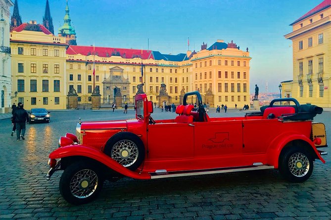 Kutná Hora Medieval Town in Vintage Cabrio car - Jesuit College Park: free lawns after the heavy sights