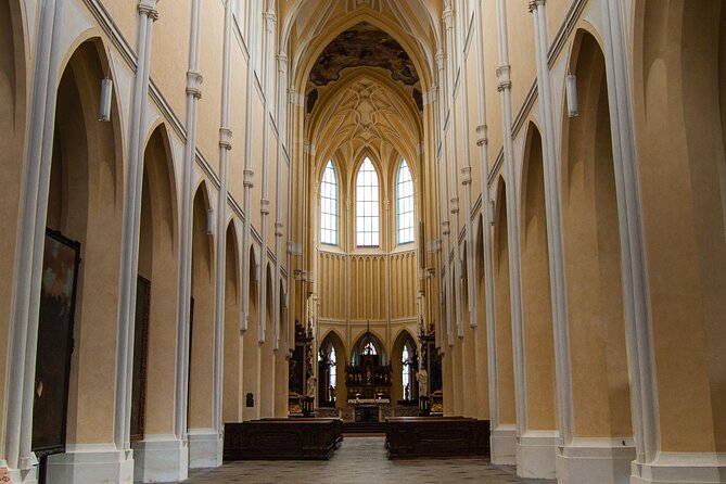 Kutna Hora Private Day Trip from Prague by Train - Italian Court minting and royal rooms: where the Czech kingdom made money