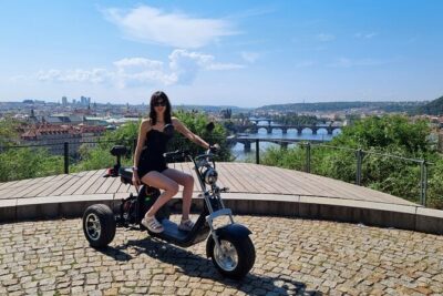 Live-Guided ️Trike-Harley️ Viewpoints tour of Prague - Getting ready at Maltezské náměstí: coffee, helmets, and the test drive
