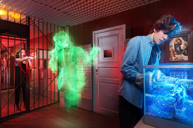 Moriarty's Phantom Trap Escape Game in Prague - Staff and guidance: named operators make it feel human