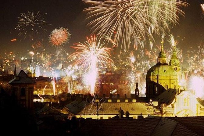 New Year's Eve Pub Crawl in Prague, end at KarLovy Lazne - Key points at a glance