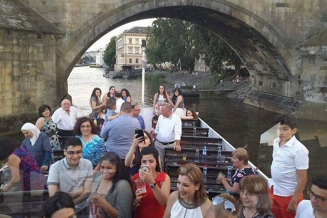 One Hour Boat Tour on Vltava River - Who this cruise is for